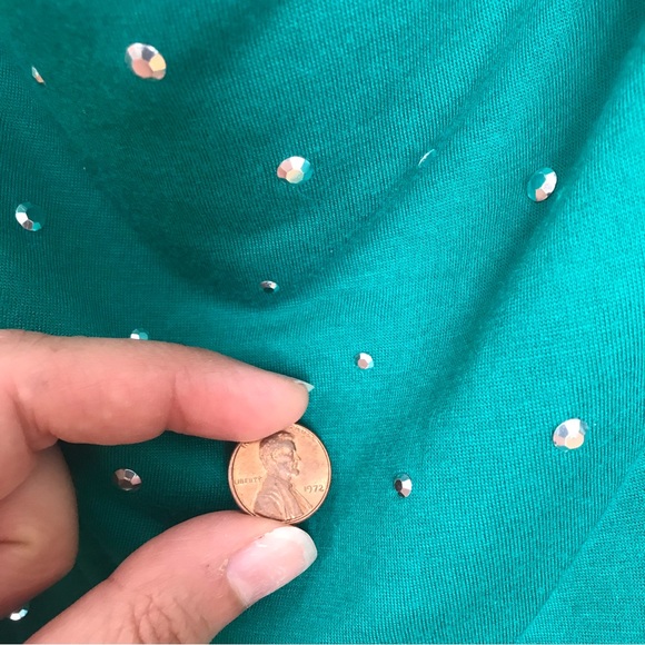 EUC No Boundaries/ Large/ Green Sleeveless Top/ Draped Collar/ Ruched Sides - Picture 9 of 9